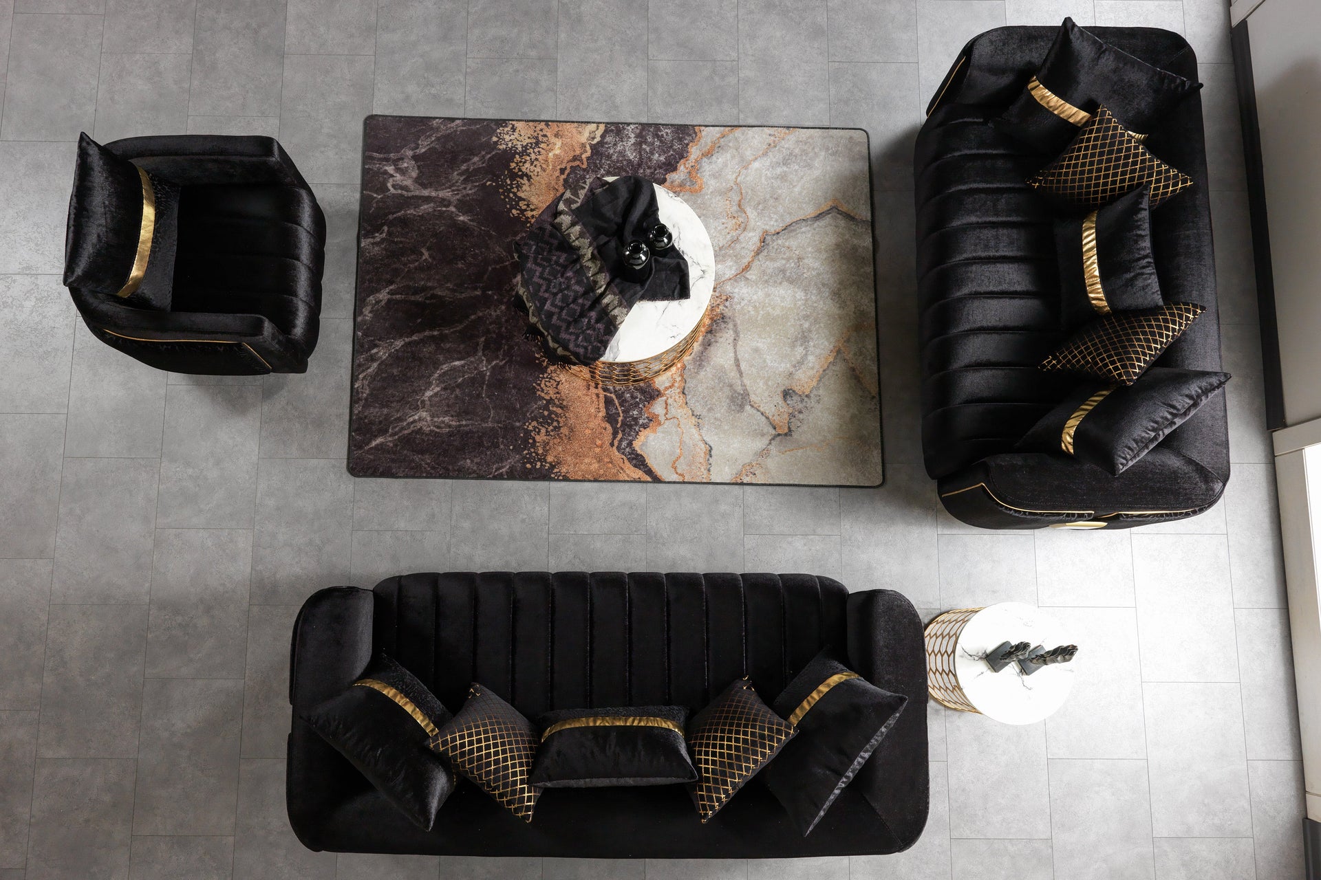 Avanos – Wohnzimmer Couch mit Polsterung